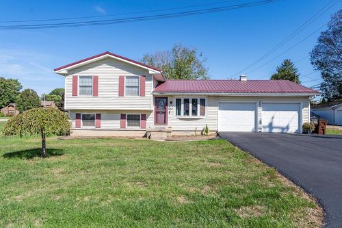 504 N East St, Waverly, OH, 45690-1121 | Card Image