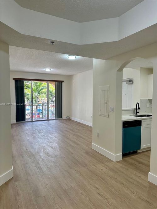 apt-1526-6630 Nw 114th Ave, Doral, FL, 33178-4595 | Card Image