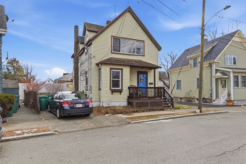 5 Floyd Ave, Lynn, MA, 01904-2215 | Card Image