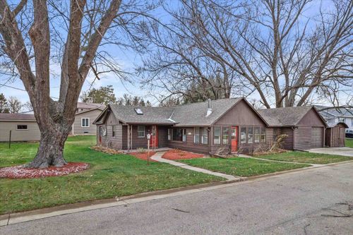 411 E Church Street, Belleville, WI, 53508 | Card Image