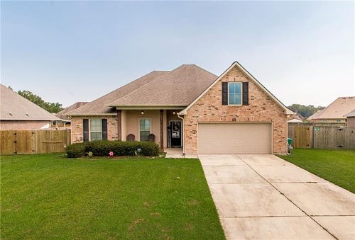 847 White Pine Dr, Ponchatoula, LA, 70454-8001 | Card Image