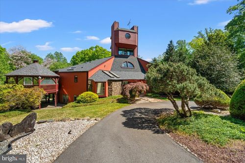 7211 Brickyard Rd, POTOMAC, MD, 20854-4808 | Card Image