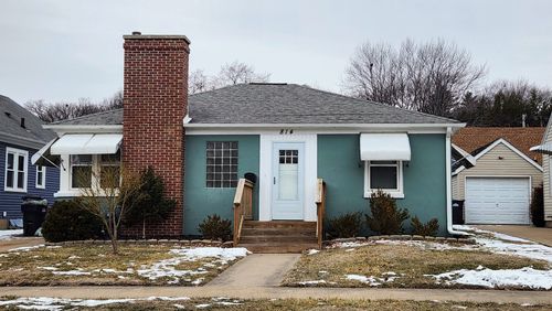 814 Park Pl, Clinton, IA, 52732-3808 | Card Image