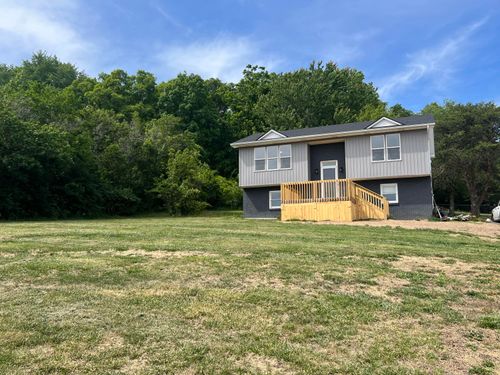 626 E Barker Ln, Berea, KY, 40403-9106 | Card Image