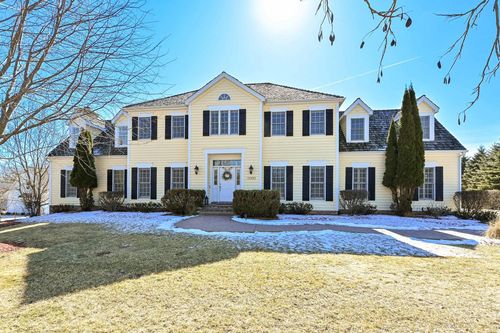 13300 N Silver Fox Drive Drive, Mequon, WI, 53097 | Card Image