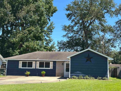 720 Peyton Dr, Beaumont, TX, 77706-6128 | Card Image