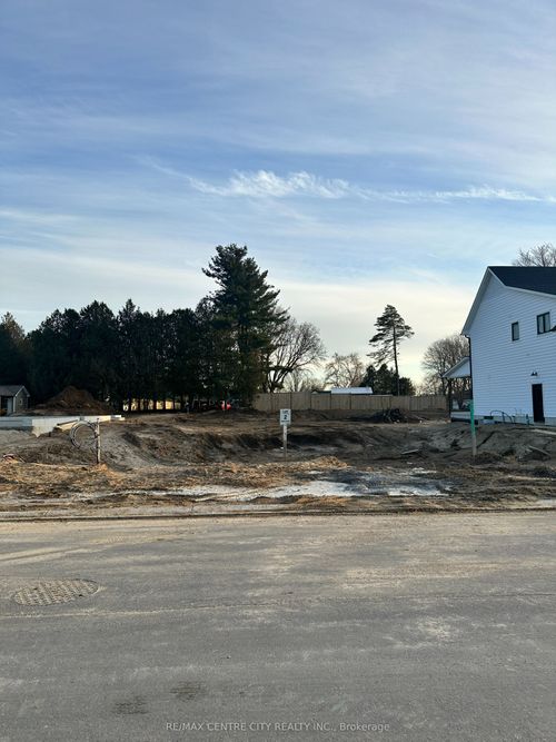 56111 Maverick Crt, Straffordville, ON, N0J1Y0 | Card Image