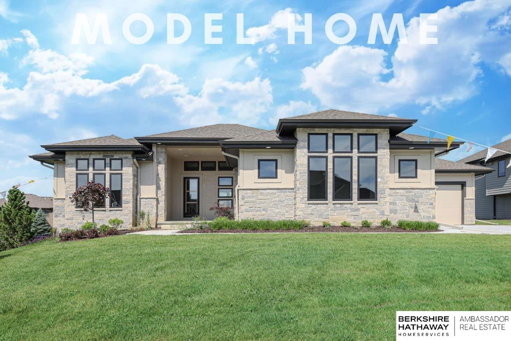 120th Ave, Papillion, NE 68046