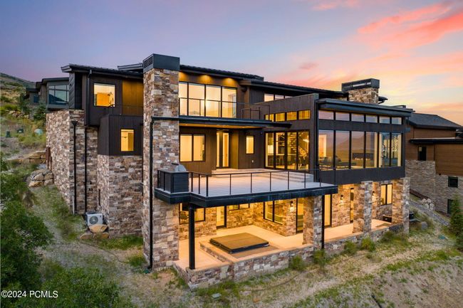 1319 W Skyridge Dr, Home with 7 bedrooms, 9 bathrooms and null parking in Mayflower Mnt UT | Image 69