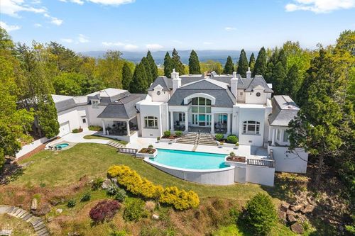 801 Battlefield Park Dr, Dalton, GA, 30720-3865 | Card Image