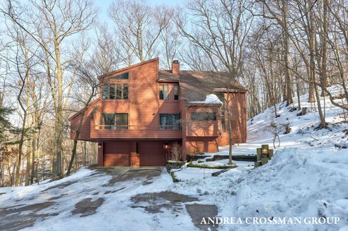 18344 N Shore Estates Rd, Spring Lake, MI, 49456-9424 | Card Image