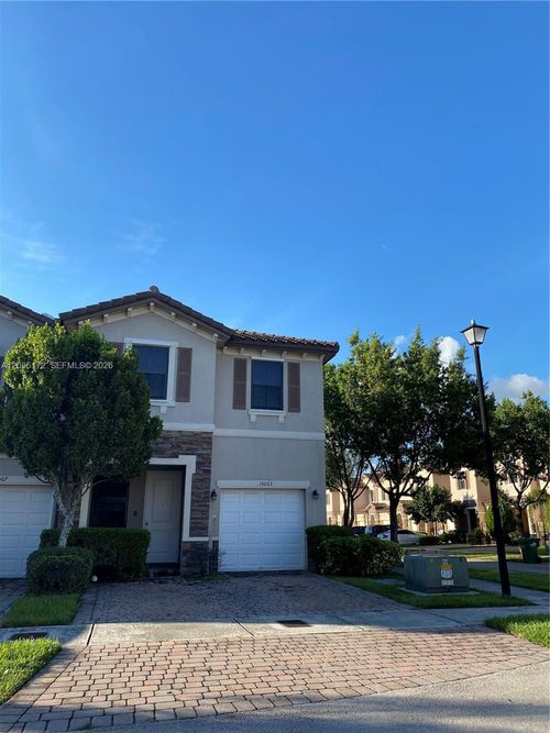 15063-15063 Sw 118th Ln, Miami, FL, 33196-6824 | Card Image