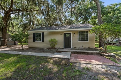 1807 Battery Park Dr, Port Royal, SC, 29935-1503 | Card Image