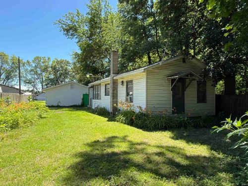 22834 Firwood Ln, Elkhart, IN, 46514-9549 | Card Image
