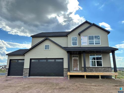 2713 S Copper Creek Ave, Sioux Falls, SD, 57110 | Card Image