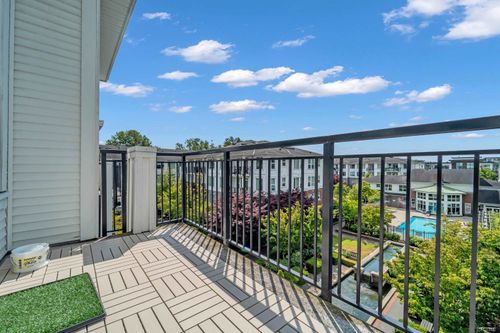 430-9388 Mckim Way, Richmond, BC, V6X0J7 | Card Image