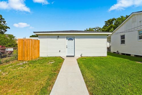 230 1/2 Morrison Ave, Houma, LA, 70364-2946 | Card Image