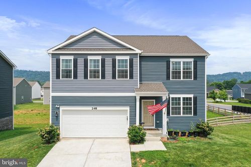248 Aylesbury Ln, MARTINSBURG, WV, 25403-7745 | Card Image