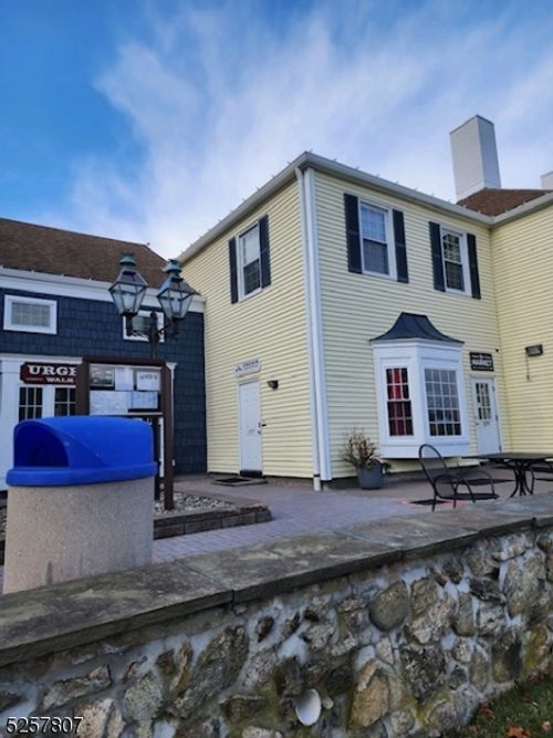 1577 County Road 517, Hackettstown, NJ, 07840-2708 | Card Image