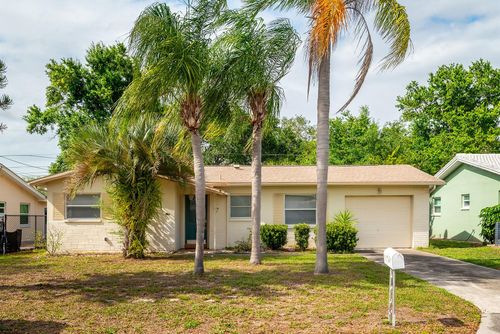6943 301st Avenue N, CLEARWATER, FL, 33761 | Card Image