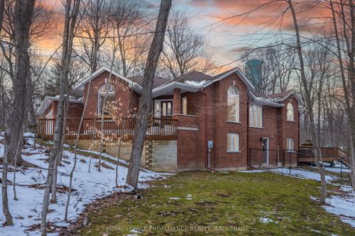 2 Riverside Dr, Kingston, ON, K7L4V1 | Card Image