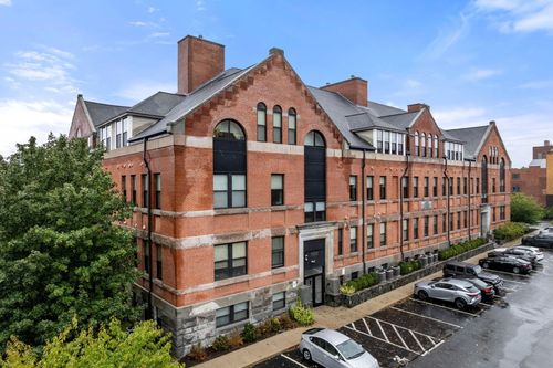 210-1022 Hancock, Quincy, MA, 02169 | Card Image