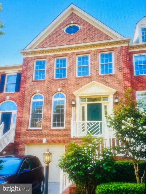 15722 Cherry Blossom Ln, NORTH POTOMAC, MD, 20878-4905 | Card Image