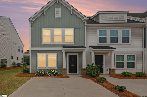 639 Blossom Run, Spartanburg, SC, 29307-2000 | Card Image