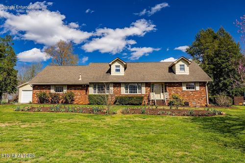 2024 W Velmetta Cir, Knoxville, TN, 37920-2861 | Card Image