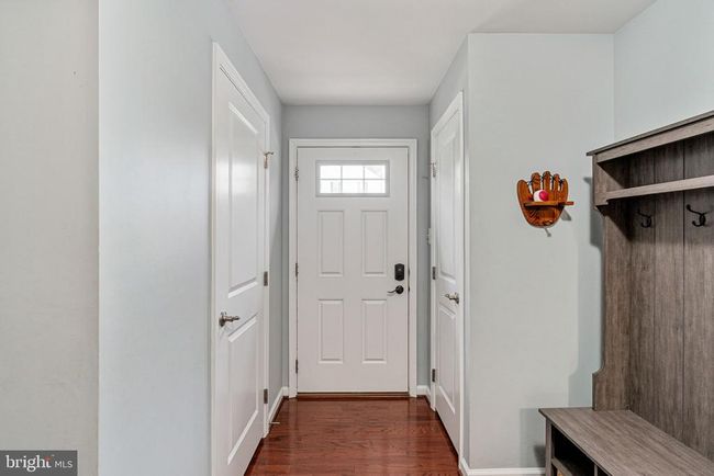 45955 Grammercy Ter, Townhouse with 3 bedrooms, 3 bathrooms and null parking in STERLING VA | Image 4