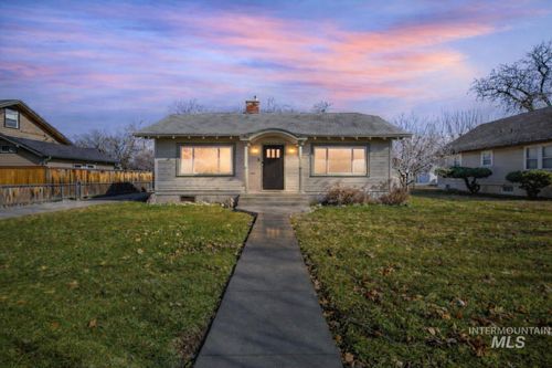 1909 Dearborn St, Caldwell, ID, 83605-5044 | Card Image