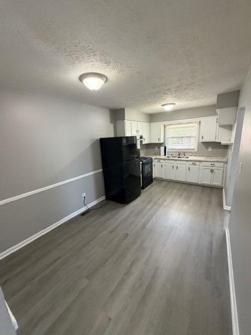 737 Terrace View Dr, Lexington, KY, 40504-2500 | Card Image