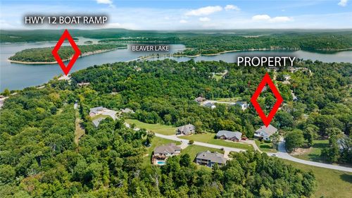 8021 Old White River Rd, Rogers, AR, 72756-7662 | Card Image