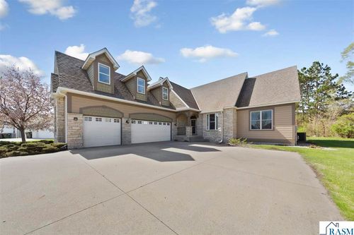 1804 Orchard Ridge, St. Peter, MN, 56082 | Card Image