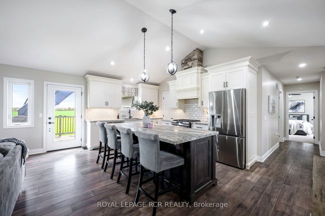 485201 30 Sideroad, House other with 5 bedrooms, 3 bathrooms and 14 parking in Amaranth ON | Image 11