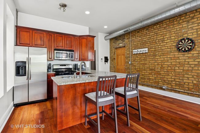 APT-2A - 2212 Campbell Ave, Condo with 2 bedrooms, 2 bathrooms and 1 parking in Chicago IL | Image 9