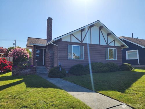 116 W 4th St, Port Angeles, WA, 98362-2806 | Card Image