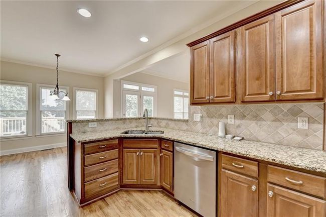 106 Little Barley Ln, House other with 4 bedrooms, 3 bathrooms and 4 parking in Grayson GA | Image 32