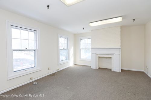 ste-3-159 Green St, Kingston, NY, 12401-3737 | Card Image