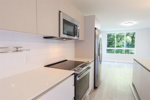 unit-2223-2555 Ne 193rd St, Miami, FL, 33180-3475 | Card Image