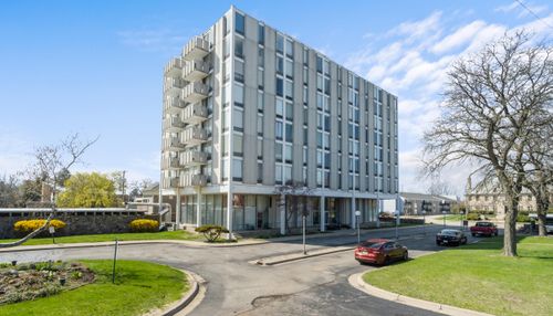 502-715 W Michigan Ave, Jackson, MI, 49201-1914 | Card Image