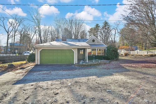 75 W Shore Road, Ellington, CT, 06029 | Card Image