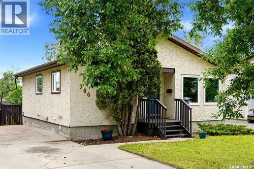 766 Hayworth Cres N, Regina, SK, S4X1Y1 | Card Image