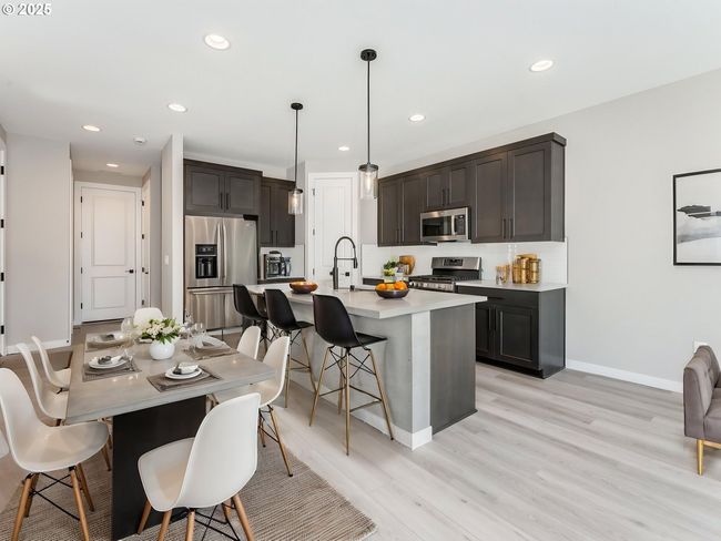 917 Nw 178 Th Way, House other with 3 bedrooms, 3 bathrooms and 2 parking in Ridgefield WA | Image 6