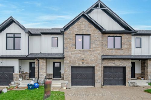 45 Faith St, Cambridge, ON, N1T0E8 | Card Image