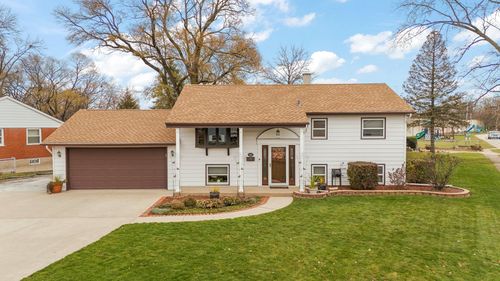 16 Arapaho Drive, Thornton, IL, 60476 | Card Image