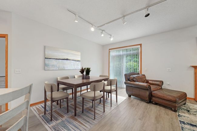 19-web-or-mls-16-print-Crystal Pl-1406-016 VS.jpg | Image 9
