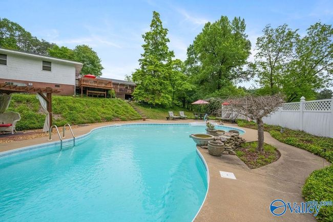 614 Davis Dr, House other with 3 bedrooms, 4 bathrooms and null parking in Glencoe AL | Image 49