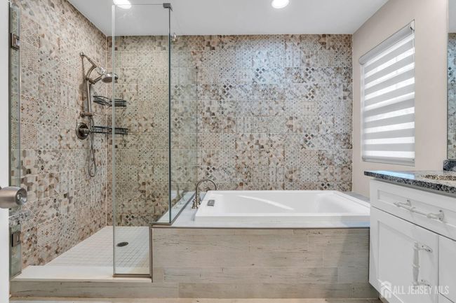 103 Rumford Way, Townhouse with 2 bedrooms, 3 bathrooms and null parking in Manalapan NJ | Image 24