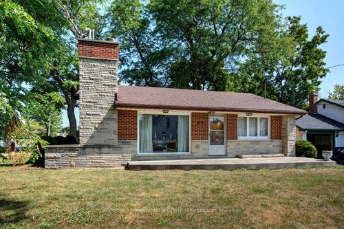 46 Washburn St, Picton, ON, K0K2T0 | Card Image
